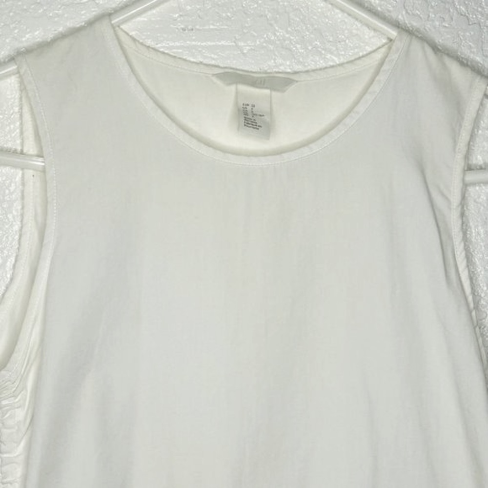 White Side String Gather Ribbon Top - Picture 3 of 5